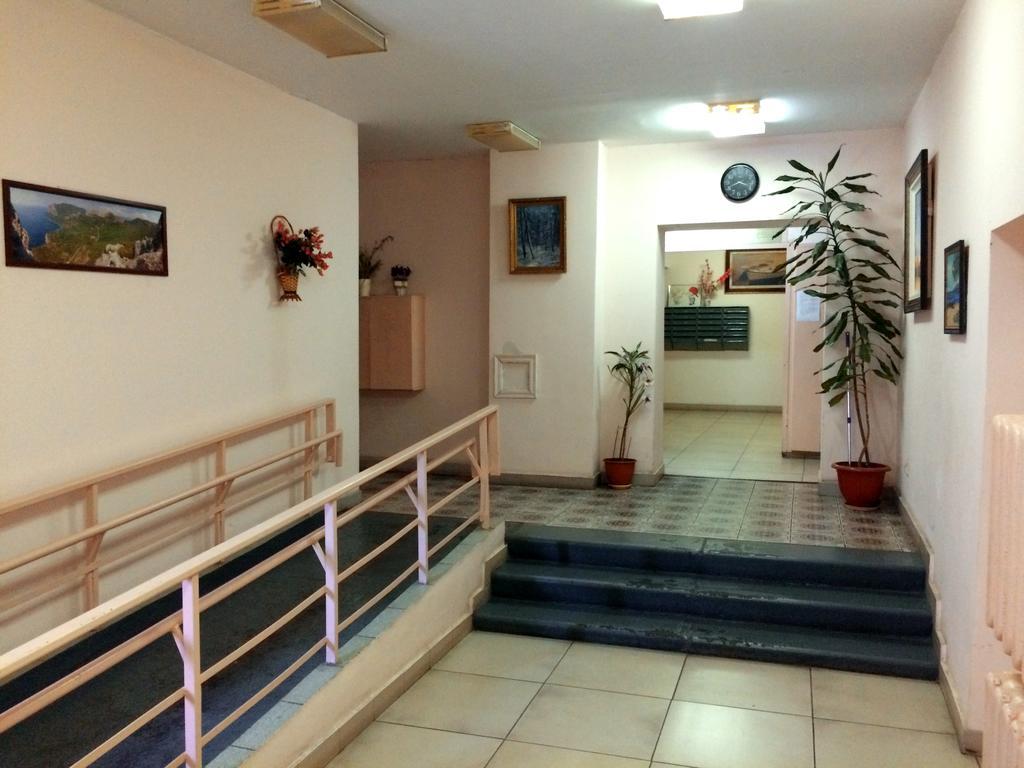 Inn Home Apartments - Livoberezhna Киев Экстерьер фото