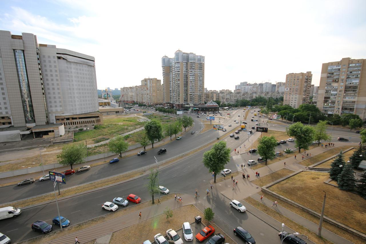 Inn Home Apartments - Livoberezhna Киев Экстерьер фото