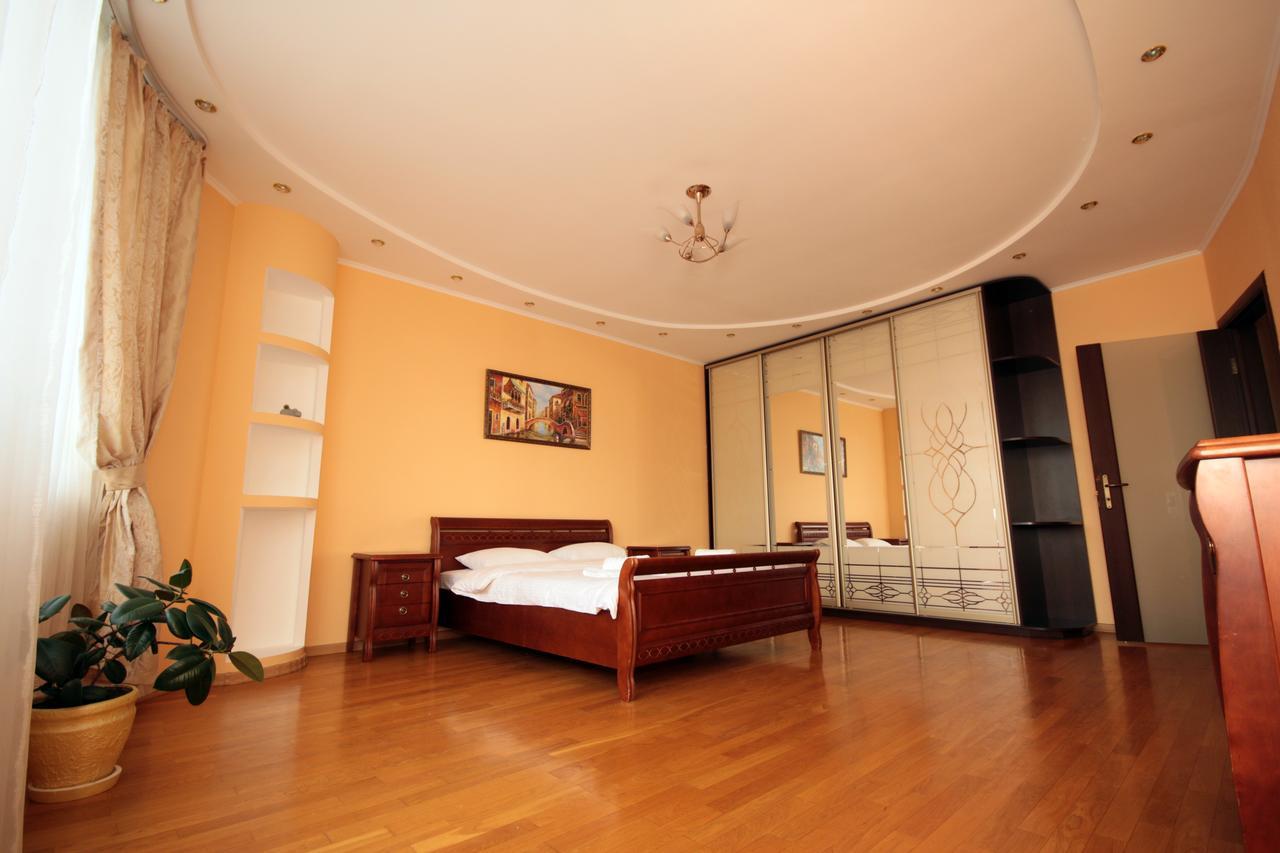 Inn Home Apartments - Livoberezhna Киев Экстерьер фото
